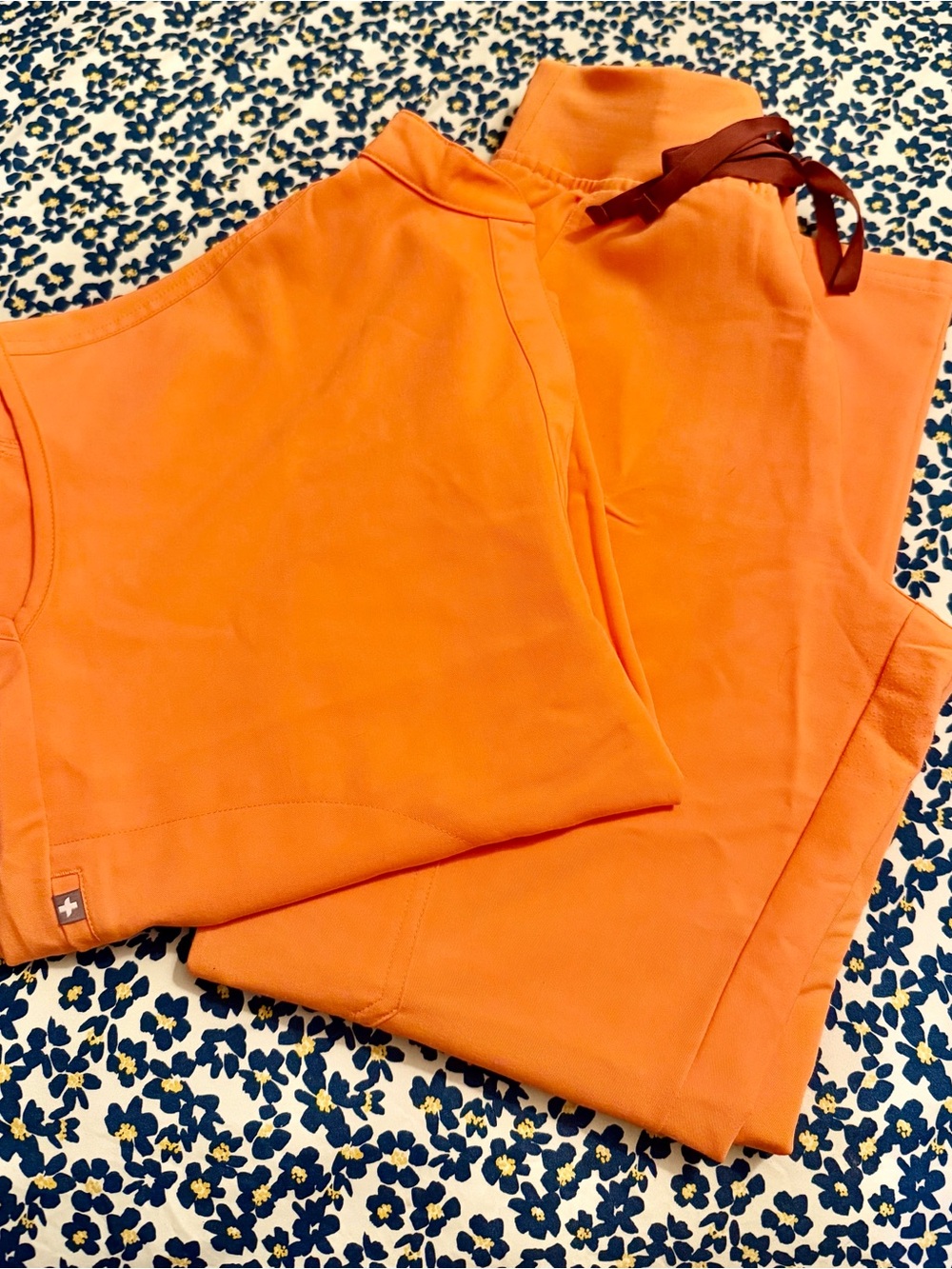 FIGS Papaya Rafaela XXS and Yola high waisted pants small petite